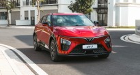 VinFast VF 7 tăng gần gấp đôi doanh số, lần thứ hai bán vượt Mazda CX-5 trong năm
